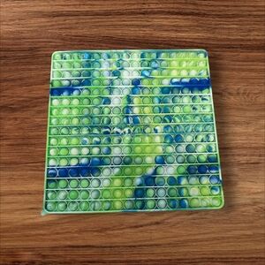 Super Jumbo Push Pop Fidget Toy, Big Rainbow 256 Bubbles Blue Green